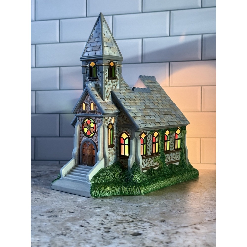 PartyLite Olde World Village #2 Church Tealight House